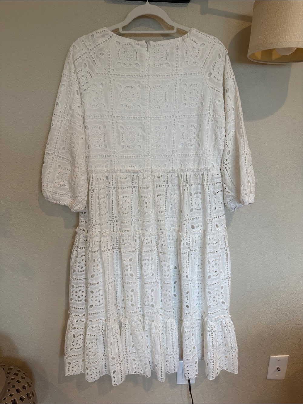 Dainty Jewells White Eyelet Tiered Midi Dress large - Picture 6 of 7